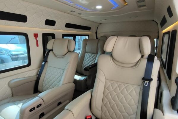 hiace premio luxury (1)