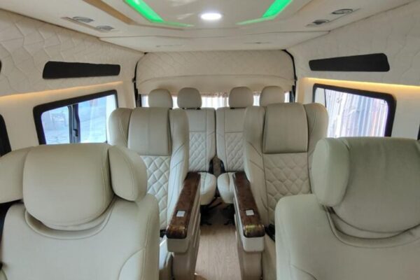 hiace premio luxury (4)